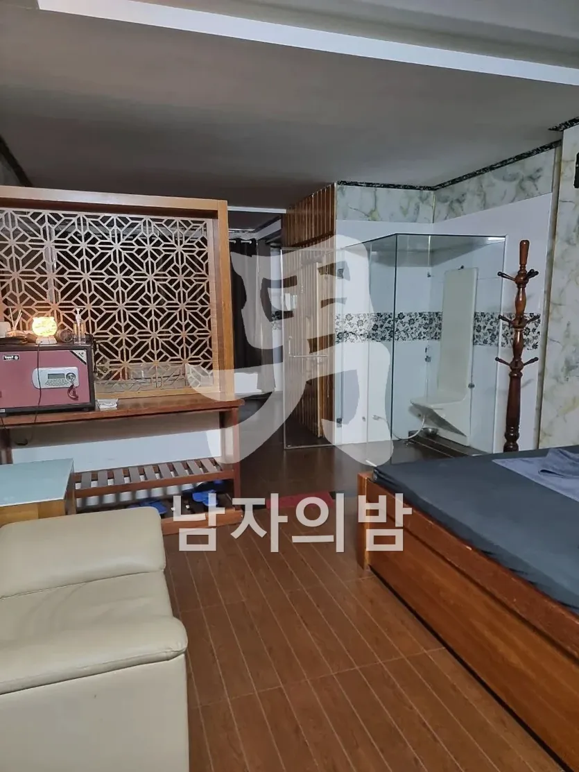 나트랑 도쿄 마사지 룸 복도와 프라이버시 동선