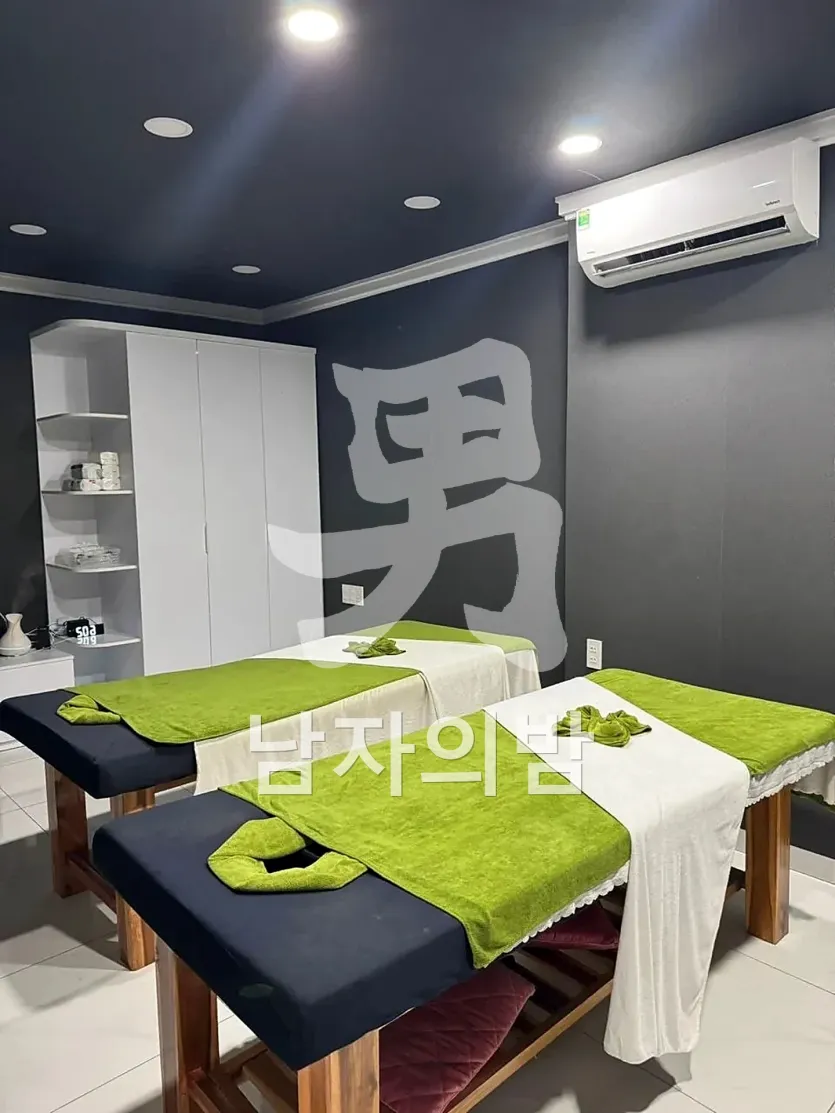 나트랑 비타민 스파 코스 안내 카운터 풍경